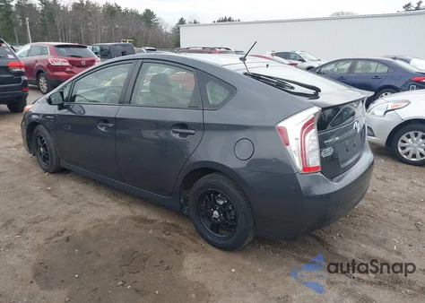 2014 Toyota Prius Two z USA, uszkodzony, nr VIN JTDKN3DUXE1790546
